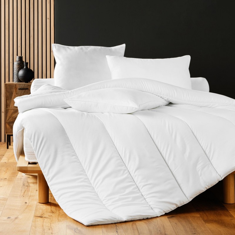 Couette premium - Polyester anti acarien 400g/m² - 200 x 240 cm - Blanc